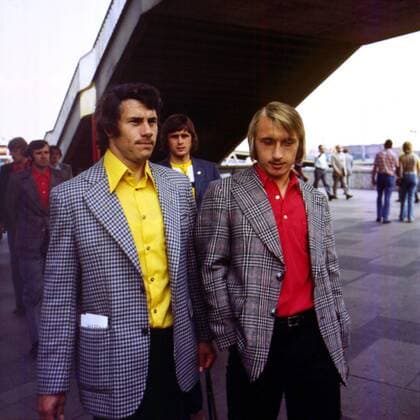 DDR-Spieler Eberhard Matz Vogel (li.) und Joachim Streich Fußball WM Herren Nationalmannschaft, Länderspiel, Weltmeisterschaft 1974, DDR, DFV Gruppe Hamburg
