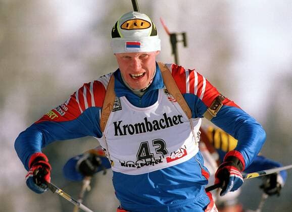 Sergej Tchepikov (Rußland) Biathlon Herren Weltcup 2001 2002, Welt-Cup, Worldcup, World, WC, nordischer Skisport, Ski Nordisch Einzelbild Hochfilzen, Tirol