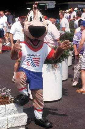 Striker - Das Maskottchen der Weltmeisterschaft 1994 Fußball WM Herren Glücksbringer 1984, Figur, Talisman Einzelbild