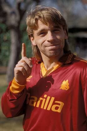 Thomas Häßler (Roma) zeigt es an: Icke will nach oben Fußball Herren Serie A 1991 1992, 1. Italienische Liga, AS Rom, Vdia Einzelbild Rom