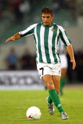 Joaquin Sanchez Rodriguez (Betis) am Ball - VERÖFFENTLICHUNGSRECHTE NUR FÜR DEUTSCHE MEDIEN Fußball Herren Saisonvorbereitung 2003 2004, Primera Division, 1. Spanische Liga, Rom - Betis Sevilla 2:2, Vdig Einzelbild Rom Dynamik,