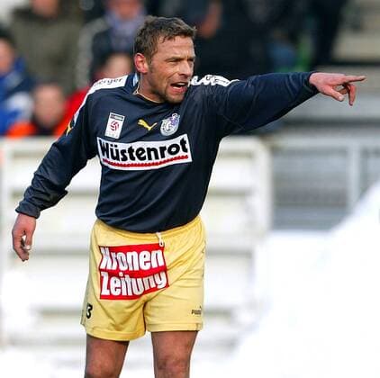 Thomas Häßler (Salzburg) Fußball Herren tmobileBundesliga 2003 2004, Pasching - SV Wüstenrot Salzburg 1:0, 1. Österreichische Liga Einzelbild Pasching