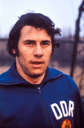 Eberhard Vogel (DDR) Fußball Herren Nationalmannschaft 1974, Nationalteam, Vorstellung, Präsentation, Pressetermin, Porträttermin Porträt