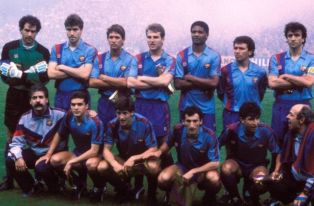 Mannschaftsbild FC Barcelona, hi.v.li.: Torwart Andoni Zubizarreta, Julio Salinas, Gary Lineker, Roberto Fernandez, Aloisio, Urbano, Alexanco; vorn: Betreuer, Guillermo Amor, Eusebio Sacristan Mena, Aitor Beguiristain, Luis Milla, Betreuer Fußball EC 2 Herren Europacup der Pokalsieger 1988 1989, Europapokal, Finale, Endspiel, Barca Totale Bern