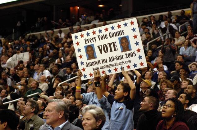 Jede Stimme zÃ¤hlt - die Fans der Washington Wizards wollen ihren Spieler Antawn Jamison im All Star Team 2005 sehen - (Icon74910282) Basketball Herren NBA 2004 2005 Totale Washington EDITORIAL USE ONLY