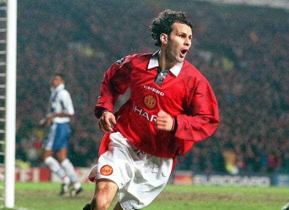 Torschütze Ryan Giggs (Manchester United) - Torjubel -  Fußball EC 1 Herren Champions League 1996 1997, Viertelfinale, Manchester United Einzelbild Manchester Dynamik, Freude, Begeisterung, Fußball EC 1 Herren Champions League 1996 1997, Viertelfinale, Manchester United Einzelbild Manchester Dynamik, Freude, Begeisterung,