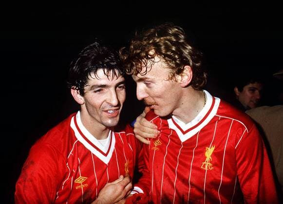 Paolo Rossi (li.) und Zbigniew Boniek (beide Juventus Turin) im Trikot von Liverpool - Fußball Herren UEFA Supercup 1985 (1984), Super Cup, Europapokal, Europacup, Juventus Turin - Liverpool FC 1:0 Juve Gruppe Turin Harmonie, Fußball Herren UEFA Supercup 1985 (1984), Super Cup, Europapokal, Europacup, Juventus Turin - Liverpool FC 1:0 Juve Gruppe Turin Harmonie,