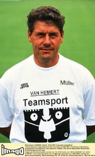 Trainer Eberhard Vogel (Hannover 96) Fußball 2. BL Herren Saison 1992 1993, Vorstellung, Präsentation, Pressetermin, Porträttermin, Vdia Porträt Hannover Fußball 2. BL Herren Saison 1992 1993, Vorstellung, Präsentation, Pressetermin, Porträttermin, Vdia Porträt Hannover
