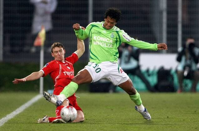 Freddy Guarin (St. Etienne, re.) gegen David Ducourtioux (Valenciennes) - (pan23954) Fußball Herren Ligue 1 2007 2008, 1. Französische Liga, Valenciennes FC - AS Saint Etienne 2:0, ASSE Gruppe Valenciennes Dynamik, Kampf, Fußball Herren Ligue 1 2007 2008, 1. Französische Liga, Valenciennes FC - AS Saint Etienne 2:0, ASSE Gruppe Valenciennes Dynamik, Kampf,