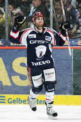 Andre Rankel (Eisbären Berlin) - Torjubel Eishockey DEL Herren Deutsche Eishockey Liga 2007 2008, Halbfinale, EHC Eisbären Berlin Einzelbild Playoffs, Playoff, Play Offs, Off Berlin Eishockey DEL Herren Deutsche Eishockey Liga 2007 2008, Halbfinale, EHC Eisbären Berlin Einzelbild Playoffs, Playoff, Play Offs, Off Berlin