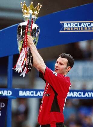 Ryan Giggs (Manchester United) ist englischer Meister 2003 -  Fußball Herren English Premier League 2002 2003, 1. Englische Liga, ManU Einzelbild Liverpool Begeisterung, Freude,