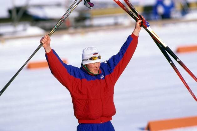 Sergey Tchepikov (Russland), Olympiasieger 1994 in Lillehammer über die 10km Biathlon OS Winter Herren Olympische Spiele 1994, Winterspiele Einzelbild Lillehammer Freude,