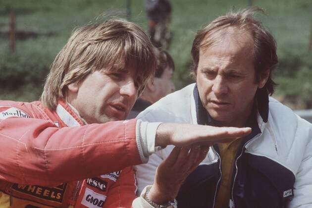 Manfred WINKELHOCK (BRD, l.) ATS Racing Team, im Gespraech mit ATS Teamchef Günter SCHMID (BRD) am 21.05.1983 in Spa Belgien Motorsport, Formel 1, Grand Prix, Deutschland, GER, Bundesrepublik