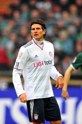 Fussball Herren 1.Bundesliga Saison 2010 2011, FC Bayern München; Mario GOMEZ