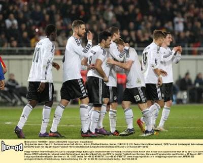 Torjubel der deutschen U 21 Nationalmannschaft -Aktion, Action, EM-Qualifikation, Herren, 29.02.2012, U21 Deutschland - Griechenland