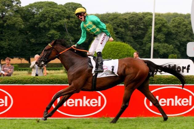 05.08.2012, Duesseldorf, Nordrhein-Westfalen, GER - Salomina mit Filip Minarik gewinnt den Preis der Diana. Galopprennbahn Duesseldorf-Grafenberg. (Pferd, Jockey, Salomina, Minarik, Sieg, Ziel, Zielankunft, Düsseldorf) 951S050812DUESSELDORF