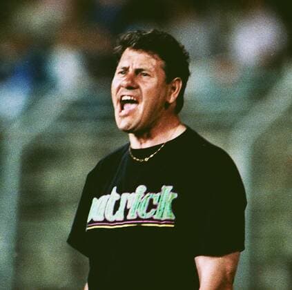 Aus 2. BL Saison 1992 1993 Hannover96 (Weiß) gegen Fortuna Düsseldorf 2:0 am 12.05.1993 im Niedersachsenstadion. Im Foto: Han96 Trainer Eberhard Vogel