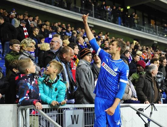 Deutschland - Fussball-Bundesliga - Relegation - 23.052013 Rhein-Neckar-Arena Sinsheim TSG 1899 Hoffenheim (1899) - 1. FC Kaiserslautern (FCK) Stefan THESKER (1899) jubelt vor der Tribüne. Sport