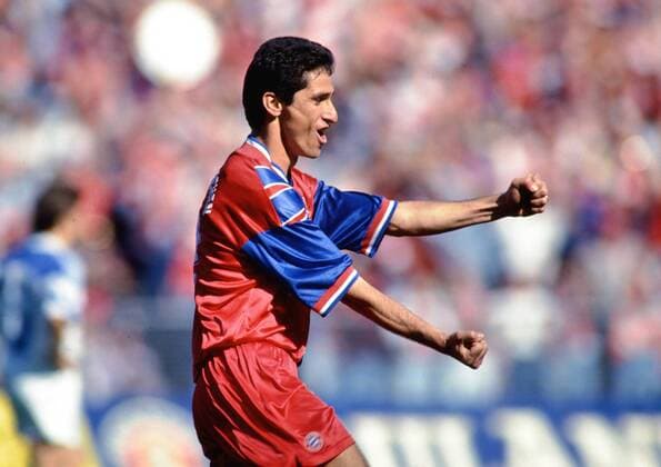 Fussball 1. Bundesliga 1993 1994 34. Spieltag 07.05.1994 FC Bayern München - FC Schalke 04 JUBEL Torschütze Jorginho (FC Bayern München) nach seinem Tor zum 2-0 FOTO: WEREK Pressebildagentur xxNOxMODELxRELEASExx