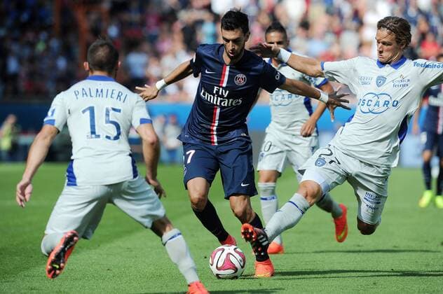 Guillaume Gillet (Bastia) Javier Pastore (PSG) FOOTBALL : PSG vs Bastia - Ligue 1 - 16 08 2014 N.LeGouic FEP Panoramic 