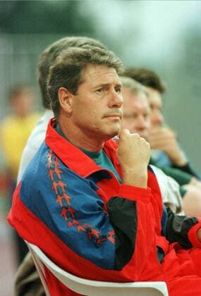 Jena, 07.08.96, Ernst-Abbe-Sportfeld, Fußball, 2. Bundesliga, FC Carl-Zeiss Jena vs. Rot Weiss Essen 4:0 1:0) , Im Bild: Trainer Eberhard Vogel (Jena). ,