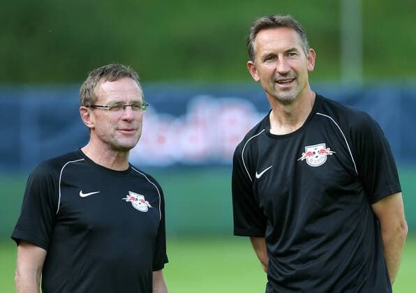 RB Leipzig - Training Fussball 2.BL Leogang Österreich, 06.07.2015, Fussball, 2. Bundesliga Deutschland. , RB Leipzig - Tainingslager. , Im Bild: Ralf Rangnick, RB Leipzig Cheftrainer und Sportdirektor (li.) und Co-Trainer Achim Beierlorzer. ,