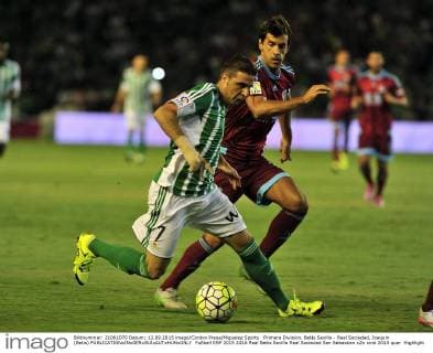 Primera Division, Betis Sevilla - Real Sociedad, Joaquin (Betis) 