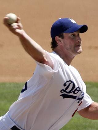 Los Angeles Dodgers starting pitcher Derek Lowe delivers against the Colorado Rockies. The Dodgers recorded a 3 to 1 victory over the Rockies Thursday, August 21, 2008 at Dodger Stadium in Los Angeles. (Hans Gutknecht Daily News August 21 2008 - ZUMA