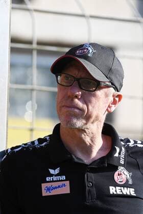 Fussball, Saison 2017 2018, Testspiel, Freundschaftsspiel, KFC Uerdingen vs 1.FC Köln, 21.07.2017, Grotenberg-Stadion Krefeld, 1.FC Köln ,Peter Stöger 1.FC Köln , Aktion, Einzelbild,