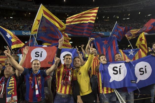 September 19, 2017 - Barcelona, Catalonia, Spain - Pro-independence banners during the spanish league match between FC Barcelona Barca and Eibar at Camp Nou Stadium in Barcelona, Spain on September 19, 2017 Barcelona v Eibar - La Liga  - ZUMAn230 20170919_zaa_n230_592 Copyright: xMiquelxLlopx