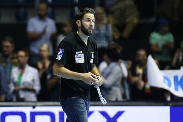 Trainer Bennet Wiegert (SC Magdeburg) - Handball Bundesliga Saison 2017-2018 Punktspiel SC Magdeburg vs. TSV GWD Minden in der GETEC Arena in Magdeburg - Deutschland, Handball, Mann, Maenner,24.09.2017