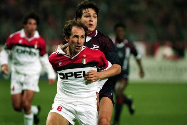 SAD season 1994 1995 23 11 1994 Stadio Nereo Rocco Champions League AC Milan Ajax 0 2 Franco Baresi and Jari Litmanen Ajax Milan 1994