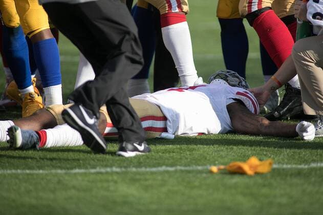 December 31, 2017 - Los Angeles, California, U.S - 11 Marquise Goodwin, WR of the San Francisco 49ers lays on the ground with a concussion after a hit by 24 Blake Countess, DB, of the Los Angeles Rams on Sunday December 31, 2017 at the L.A. Coliseum in Los Angeles, California. Rams lose to 49ers, 34-13. Rams lose to 49ers, 34-13 - ZUMAp124 20171231_zaa_p124_021 Copyright: xJavierxRojasx