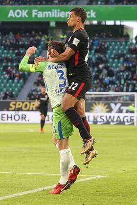Timothy Chandler Eintracht Frankfurt against Paul Verhaegh VfL Wolfsburg 1 football Bundesliga season 2017 2018 VfL Wolfsburg vs Eintracht Frankfurt in the Volkswagen Arena in Wolfsburg Germany football man men 20 01 2018