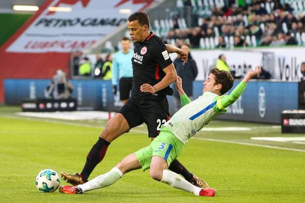 Timothy Chandler Eintracht Frankfurt against Paul Verhaegh VfL Wolfsburg 1 football Bundesliga season 2017 2018 VfL Wolfsburg vs Eintracht Frankfurt in the Volkswagen Arena in Wolfsburg Germany football man men 20 01 2018