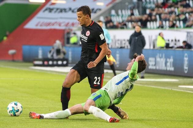 Timothy Chandler Eintracht Frankfurt against Paul Verhaegh VfL Wolfsburg 1 football Bundesliga season 2017 2018 VfL Wolfsburg vs Eintracht Frankfurt in the Volkswagen Arena in Wolfsburg Germany football man men 20 01 2018