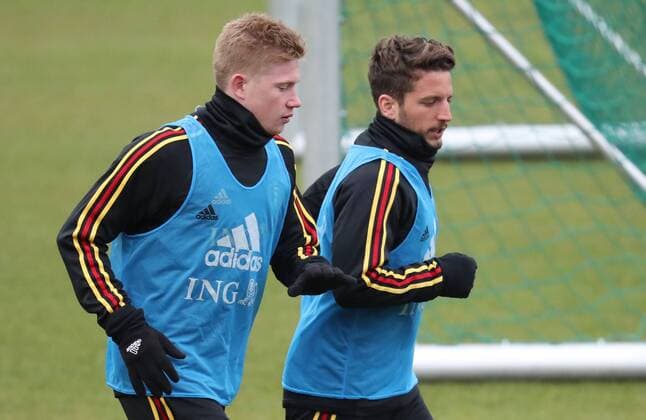 Belgium s Kevin De Bruyne and Belgium s Dries Mertens pictured during a training of Belgian national soccer team the Red Devils, during preparations for the friendly game between the Red Devils and Saudi Arabia, in Tubize, Friday 23 March 2018. VIRGINIExLEFOUR  x05317527x