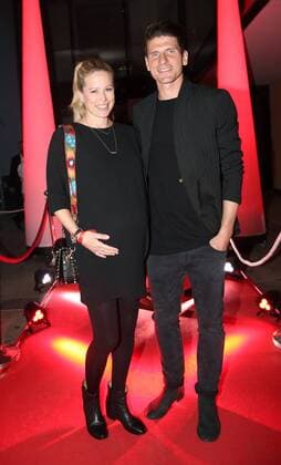 VFB Stuttgart Season finale 05 05 2018 Germany Stuttgart Football Bundesliga Season 2017 2018 VFB Stuttgart Season finale in the restaurant AMICI Stuttgart Mario Gomez with wife Carina Photo Herbert Rudel