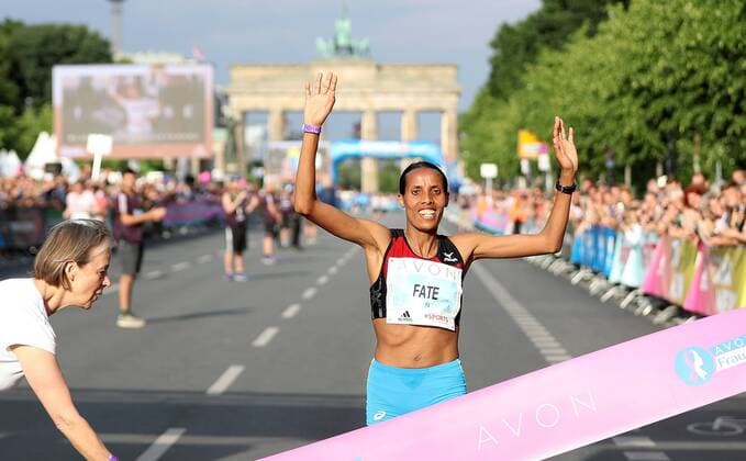 Berlin 26 05 18 35 Avon Womens Run Berlin Germany GER Image Image Winner Fate Tola Hannover Athletics AVON Womens Run Berlin