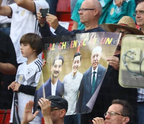 Fan points Mesut Oezil Germany Germany and Ilkay Guendogan Germany Germany that their image with President Erdogan was a wrong decision 08 06 2018 Germany vs Saudi Arabia Friendly Match BayArena Leverkusen
