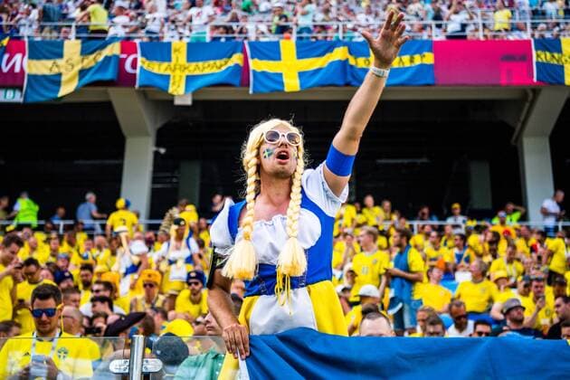 180618 Fans of Sweden looks at the FIFA World Cup group stage match between Sweden and South Korea on June 18, 2018 in Nizhny Novgorod Photo Joel Marklund BILDBYR N Code JM 87716  Copyright: JOELxMARKLUND BB180618JM060
