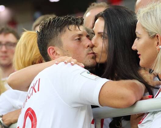 David Kownacki Poland Poland is comforted by his girlfriend and sister after the defeat defeat 19 06 2018 Poland vs Senegal Group H Spartak Stadium Moscow