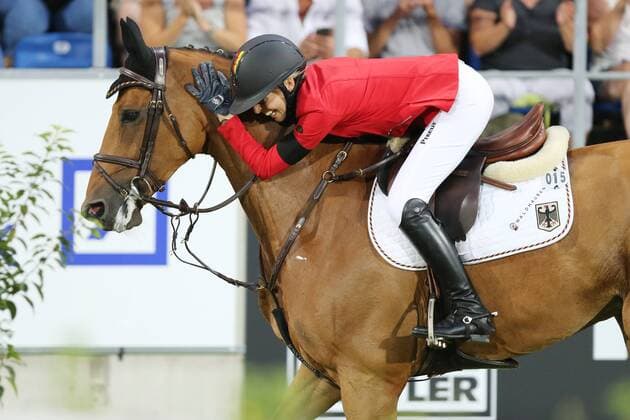 Germany wins the Nations Cup with Laura Klaphake GER with her horse Catch me if you can win Mercedes Benz Nations Cup Team Jumping Nations Cup Mercedes Benz NationsCup Nations Cup Challenge of the Federal Republic of Germany World Equestrian Festival CHIO Aachen 2018 13 22 07 2018 Aachener Soers 19 07 2018