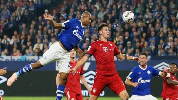 Schalke Bayern Munich Soccer Bundesliga Gelsenkirchen 22 09 2018 Veltins Arena Soccer 1 Bundesliga 4 Gameday FC Schalke 04 vs FC Bayern Munich Pictured left Naldo 29 Schalke and Niklas Süle Suele 4 Bayern