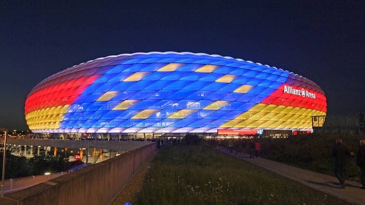 25 09 2018 Soccer 1 Bundesliga 2018 2019 5 Matchday FC Bayern Munich FC Augsburg at the Allianz Arena Munich Facade of the Arena with the European flag and the Germany flag for the European Championship 2024 Application DFL and DFB regulations prohibit any use of photographs as image sequences and or quasi video