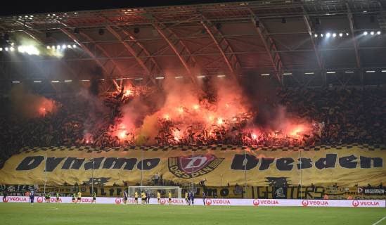 Fire in the K Block 19 10 2018 Football Dynamo Dresden FC Erzgebirge Aue DFL regulations prohibit any use of images as image sequences or quasi video c