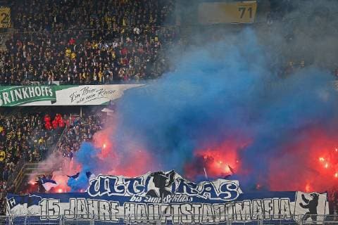 Football 1 Bundesliga 08 Matchday Borussia Dortmund Hertha BSC Berlin at 27 010 2018 at the Signal Iduna Park in Dortmund The Hertha fans from Berlin present a choreography Ultras to the end of 15 years of capital mafia pyrotechnics MH