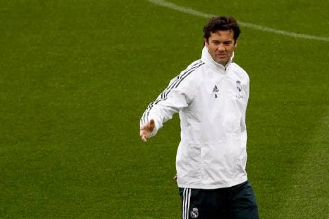 Real Madrid s new head coach, Argentinian Santiago Solari, during his first training session with the team at Valdebebas sports complex in Madrid, Spain, 30 October 2018. Solari is the provisional substitute of Julen Lopetegui as trainer of the Spanish club. Training session !ACHTUNG: NUR REDAKTIONELLE NUTZUNG!  Copyright: xEmilioxNaranjox GRAF7955 20181030-636764977828571957