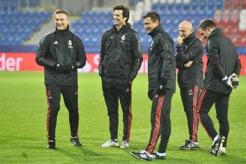 Coach of Real Madrid SANTIAGO SOLARI (2nd left) in action during the training session prior to 4th round Football Champions League group G match: Viktoria Plzen vs Real Madrid in Pilsen, Czech Republic, November 6, 2018. (CTKxPhoto MiroslavxChaloupka) CTKPhotoP201811060968001  cha17
