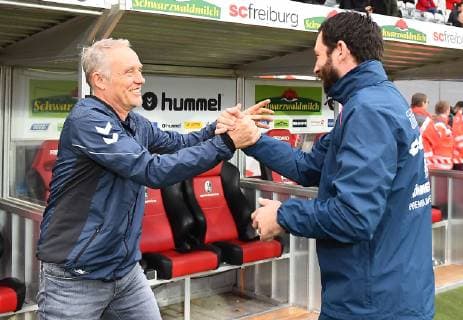 10 11 2018 xjhx Football 1 Bundesliga SC Freiburg FSV Mainz 05 emspor v l Coach Christian Streich SC Freiburg Coach Sandro Schwarz FSV Mainz 05 DFL DFB REGULATIONS PROHIBIT ANY USE OF PHOTOGRAPHS as IMAGE SEQUENCES and or QUASI VIDEO Freiburg